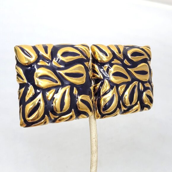 Vintage Signed Escada Square Goldtone & Blue Enamel Clip Earrings - Picture 8 of 11